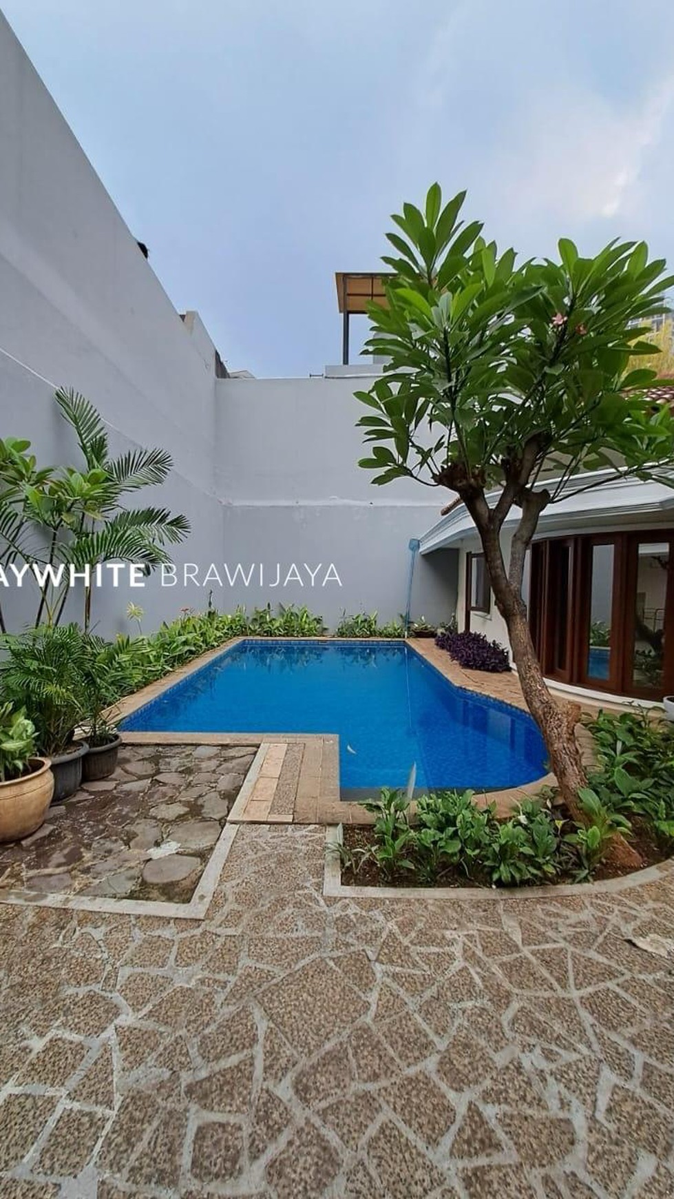 Rumah Siap Huni Lingkungan Tenang Area Dharmawangsa Kebayoran Baru