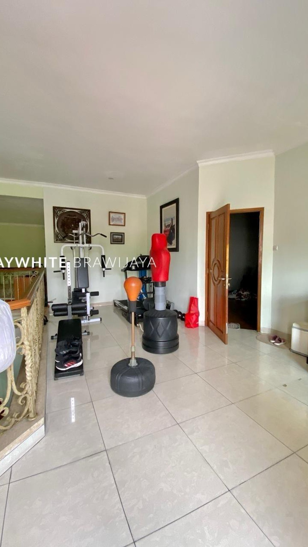 Rumah cocok untuk Usaha Lokasi Strategis Area Kebayoran Baru