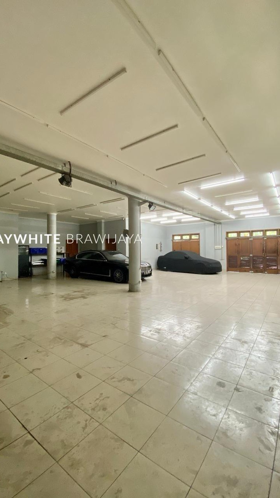 Rumah cocok untuk Usaha Lokasi Strategis Area Kebayoran Baru