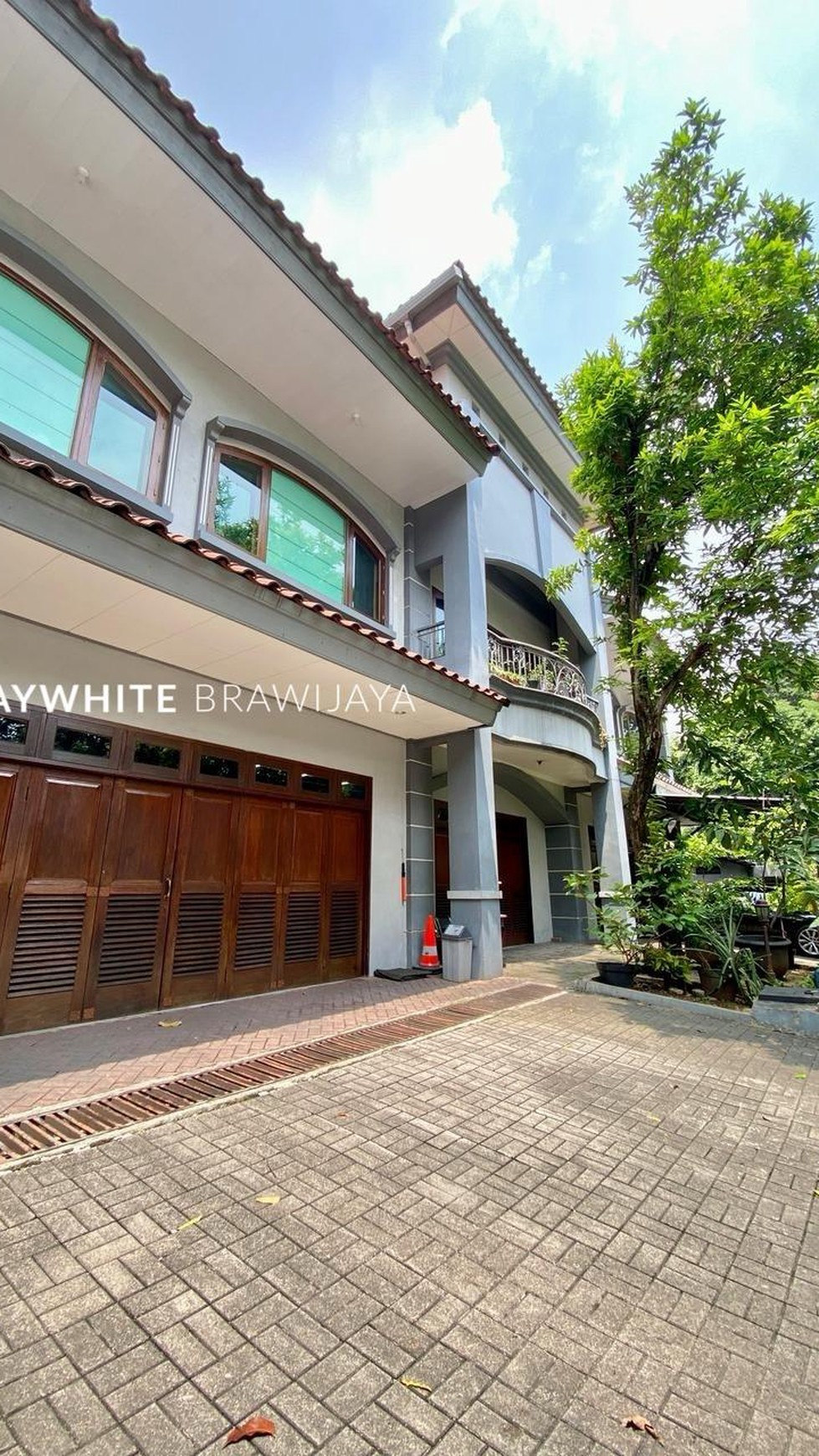 Rumah cocok untuk Usaha Lokasi Strategis Area Kebayoran Baru