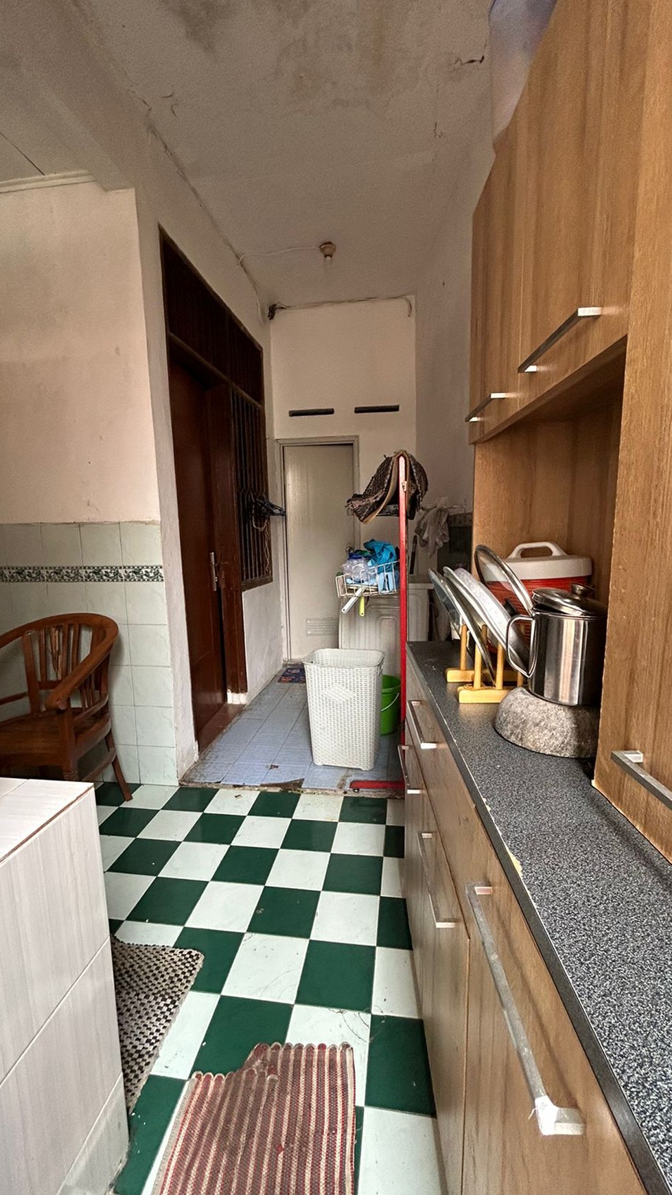 Banting harga. Rumah Rapih Terawat Bukit Nusa Indah, Ciputat
