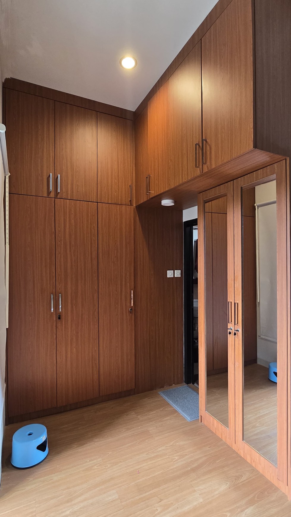 Rumah tidak nempel tetangga di Kencana Loka BSD City
