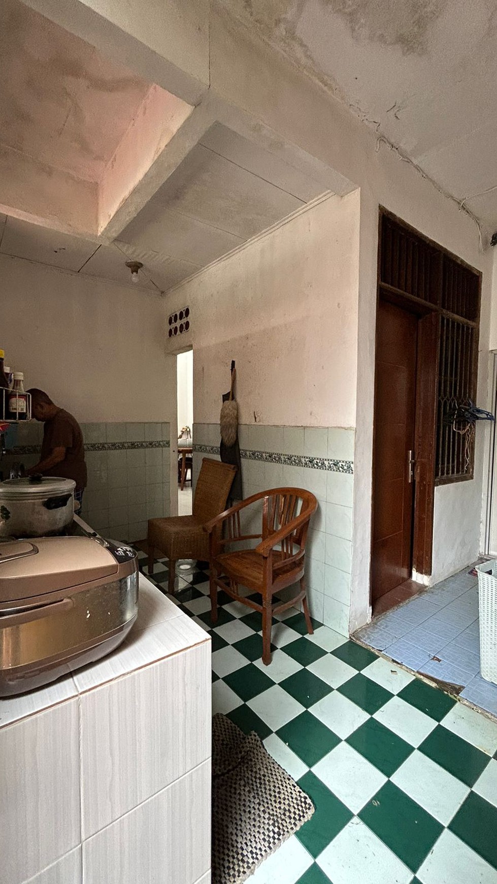 Banting harga. Rumah Rapih Terawat Bukit Nusa Indah, Ciputat