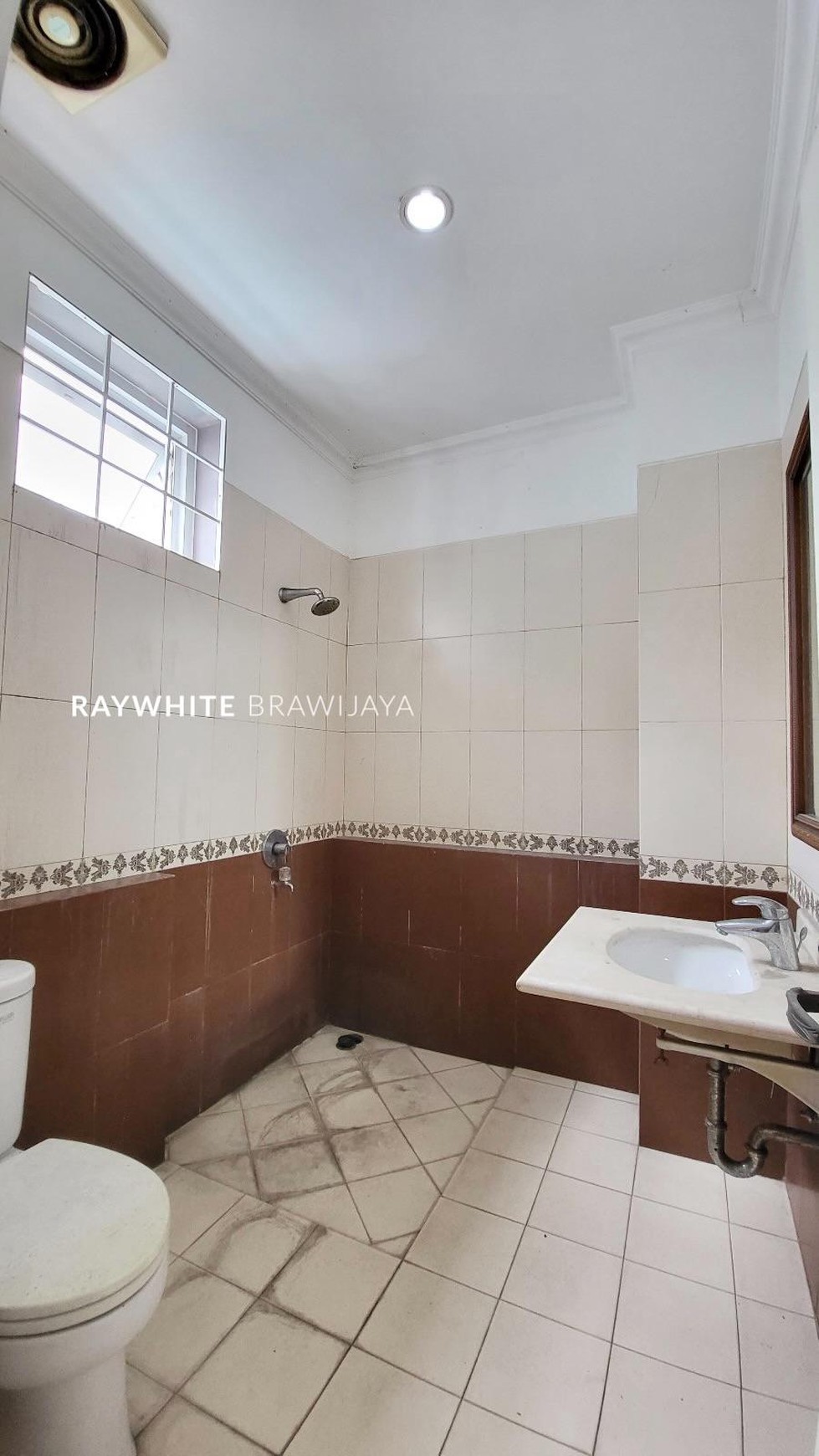 Rumah Layak Huni Lokasi Strategis Area Senopati Kebayoran Baru