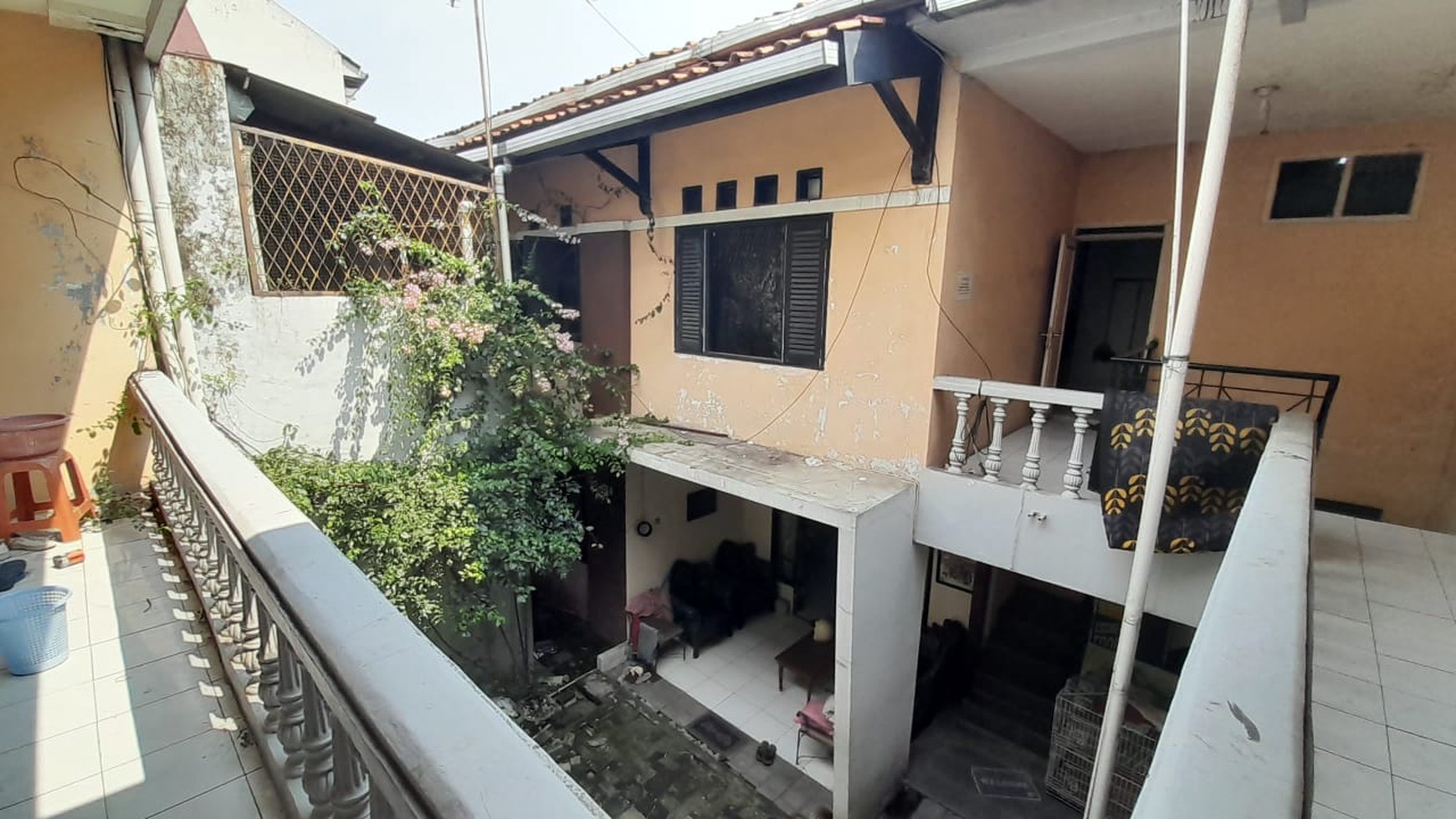 Dijual Rumah Tinggal & Ruang Usaha di Moh Toha, Bandung Kota