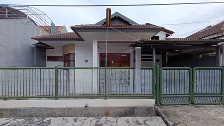 Rumah Lebar 11 Dekat Bandara Juanda Di Rungkut Kecamatan Gunung Anyar Surabaya