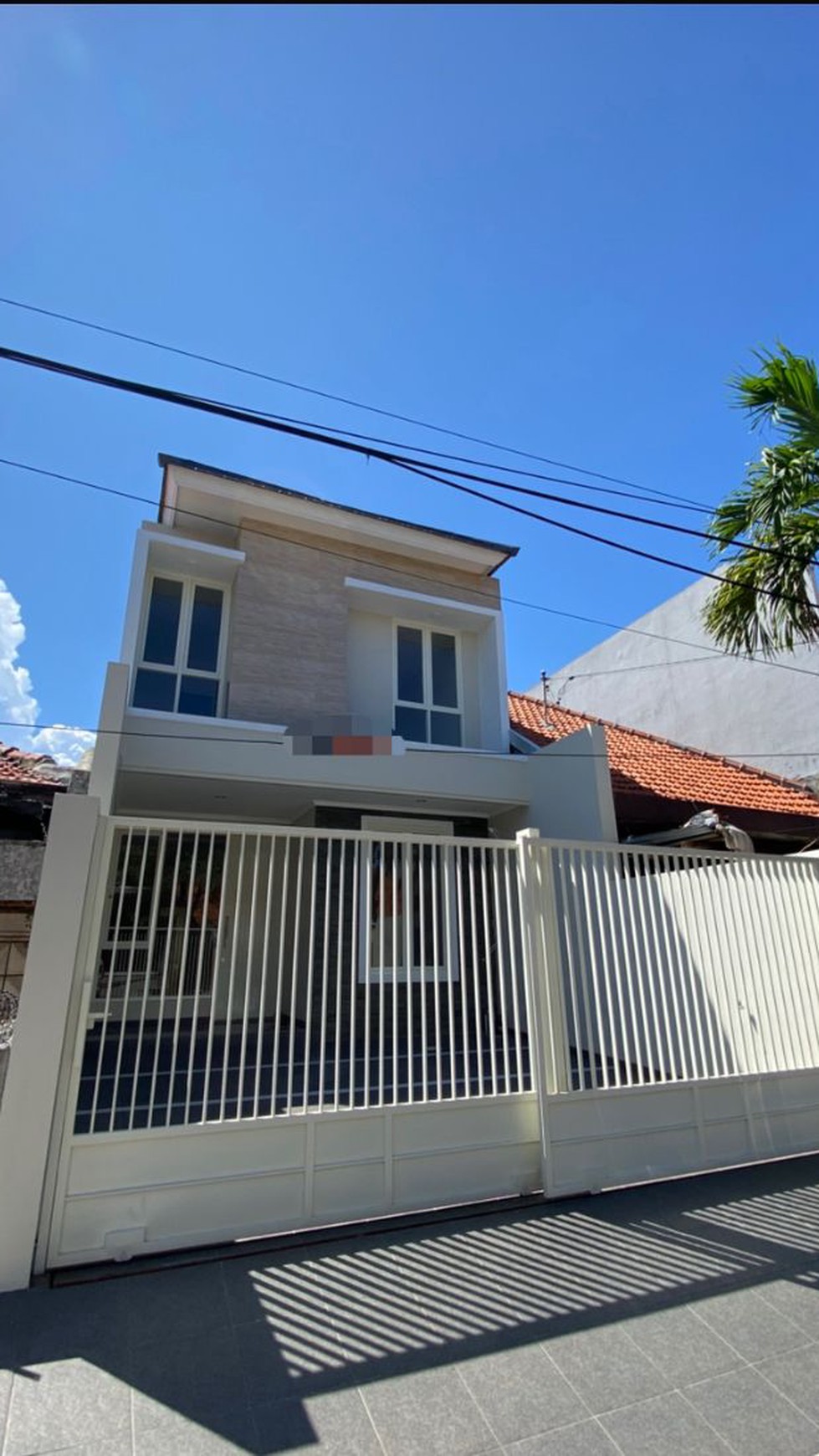 New Rumah 2M-an Manyar 2Lt Surabaya Timur