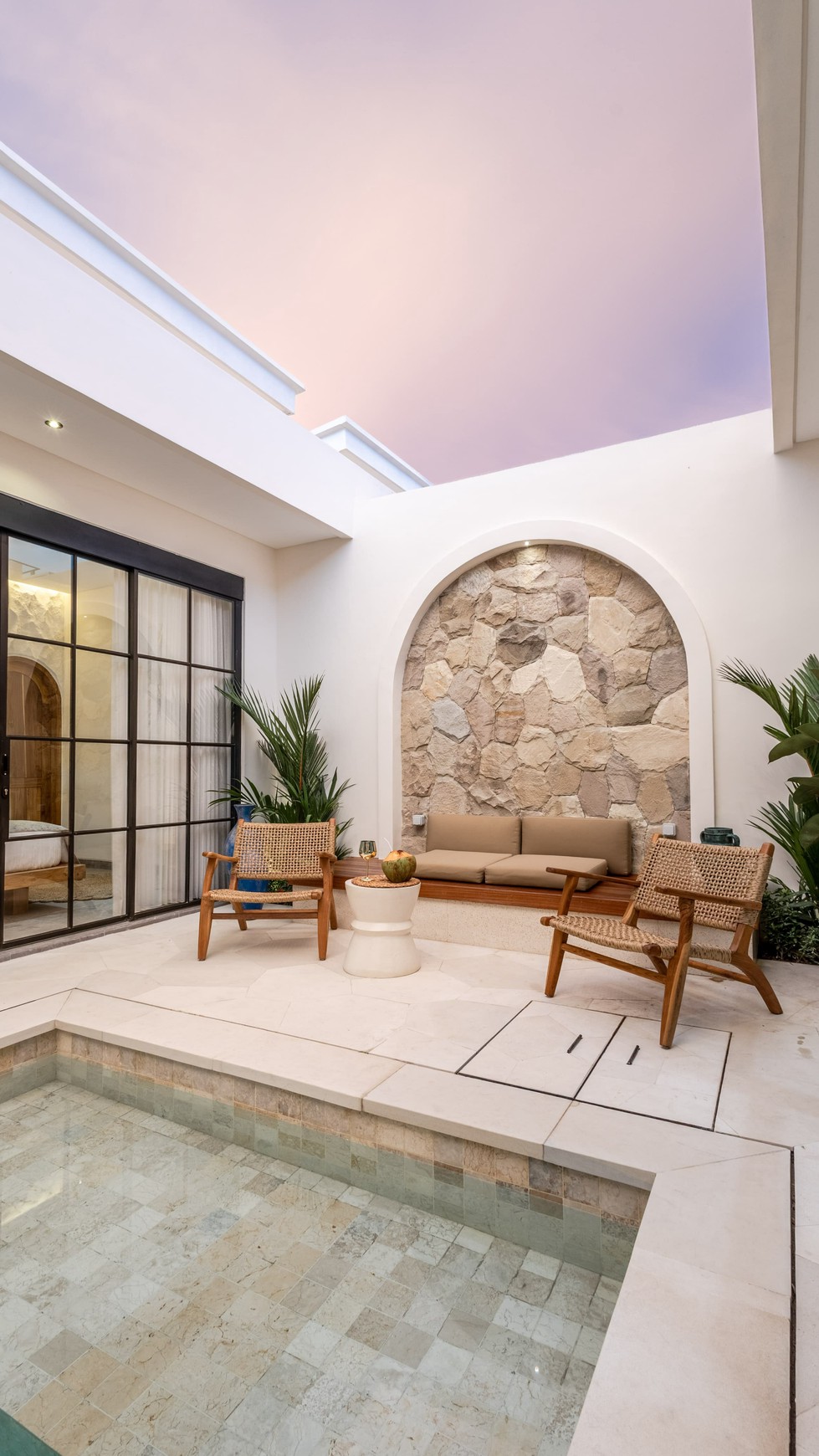 For Leasehold Luxury Tropical Villa in Balangan, Jimbaran