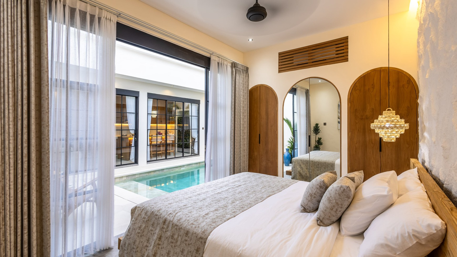 For Leasehold Luxury Tropical Villa in Balangan, Jimbaran
