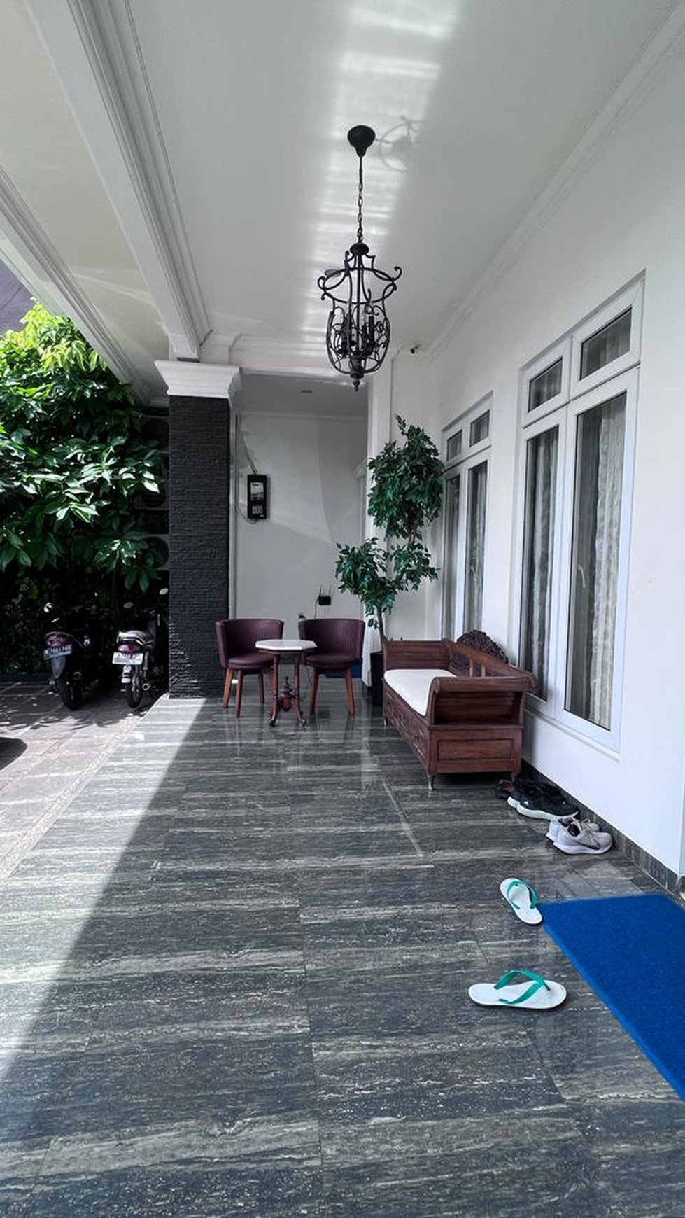 Rumah cantik di Kemang Utara