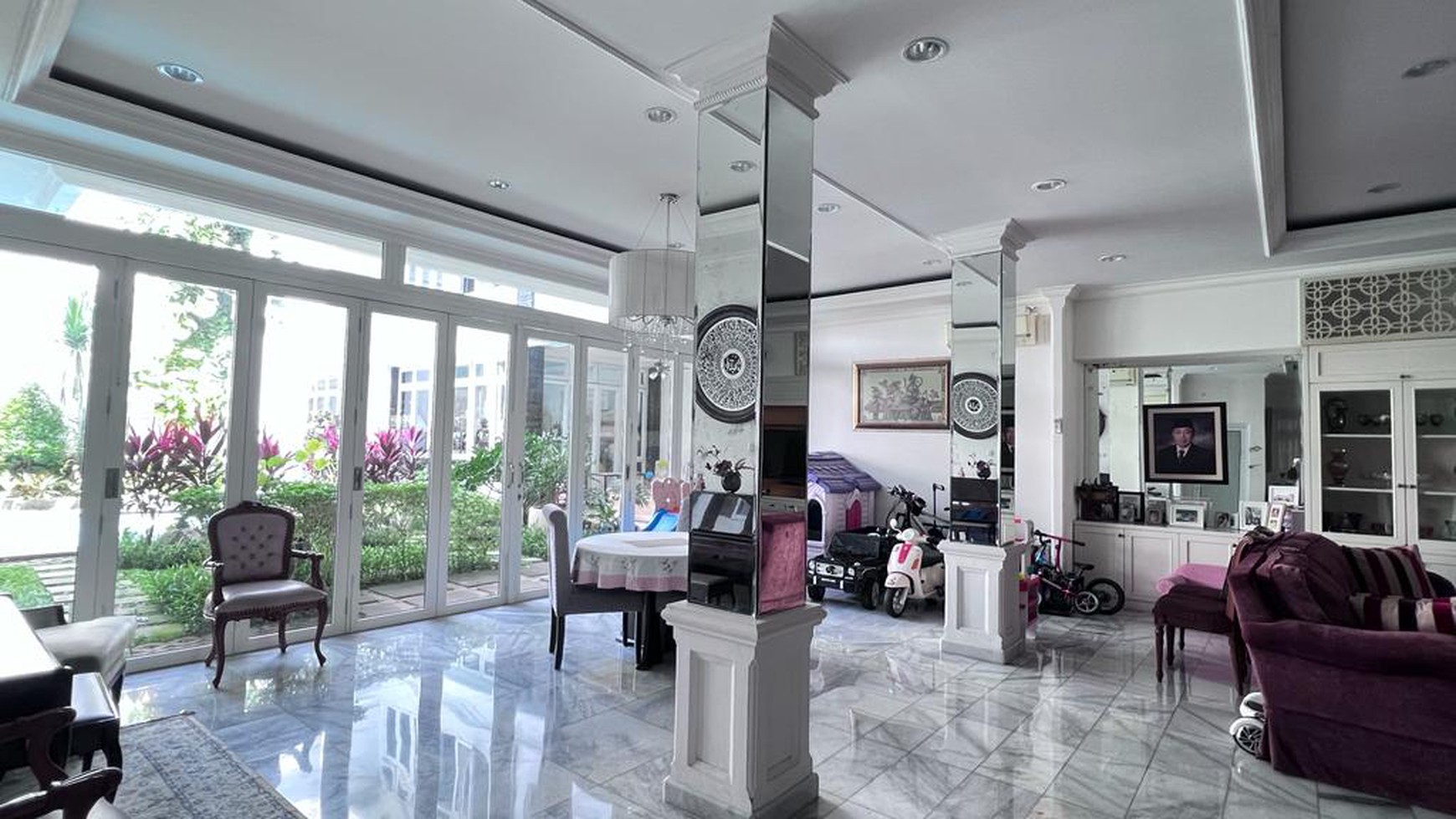 Rumah cantik di Kemang Utara