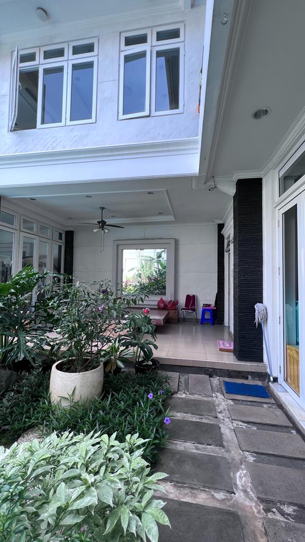 Rumah cantik di Kemang Utara