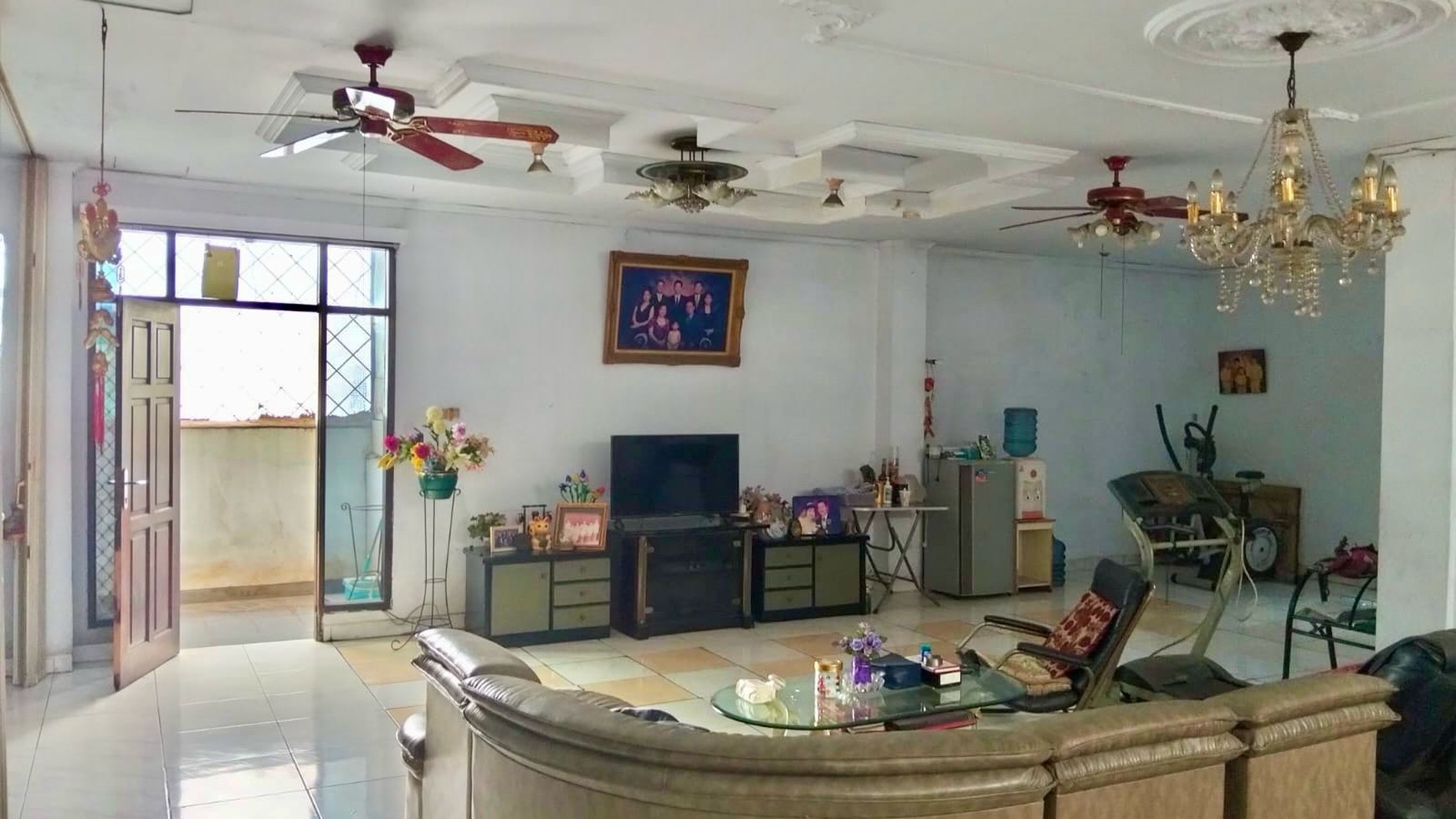Dijual Rumah & Toko di Lokasi Super Strategis - Jalan Kapuk Raya, Jakarta Barat