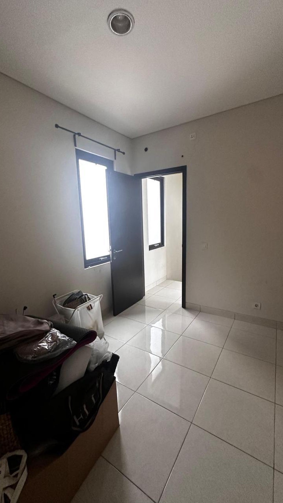 Rumah strategis di Delatinos