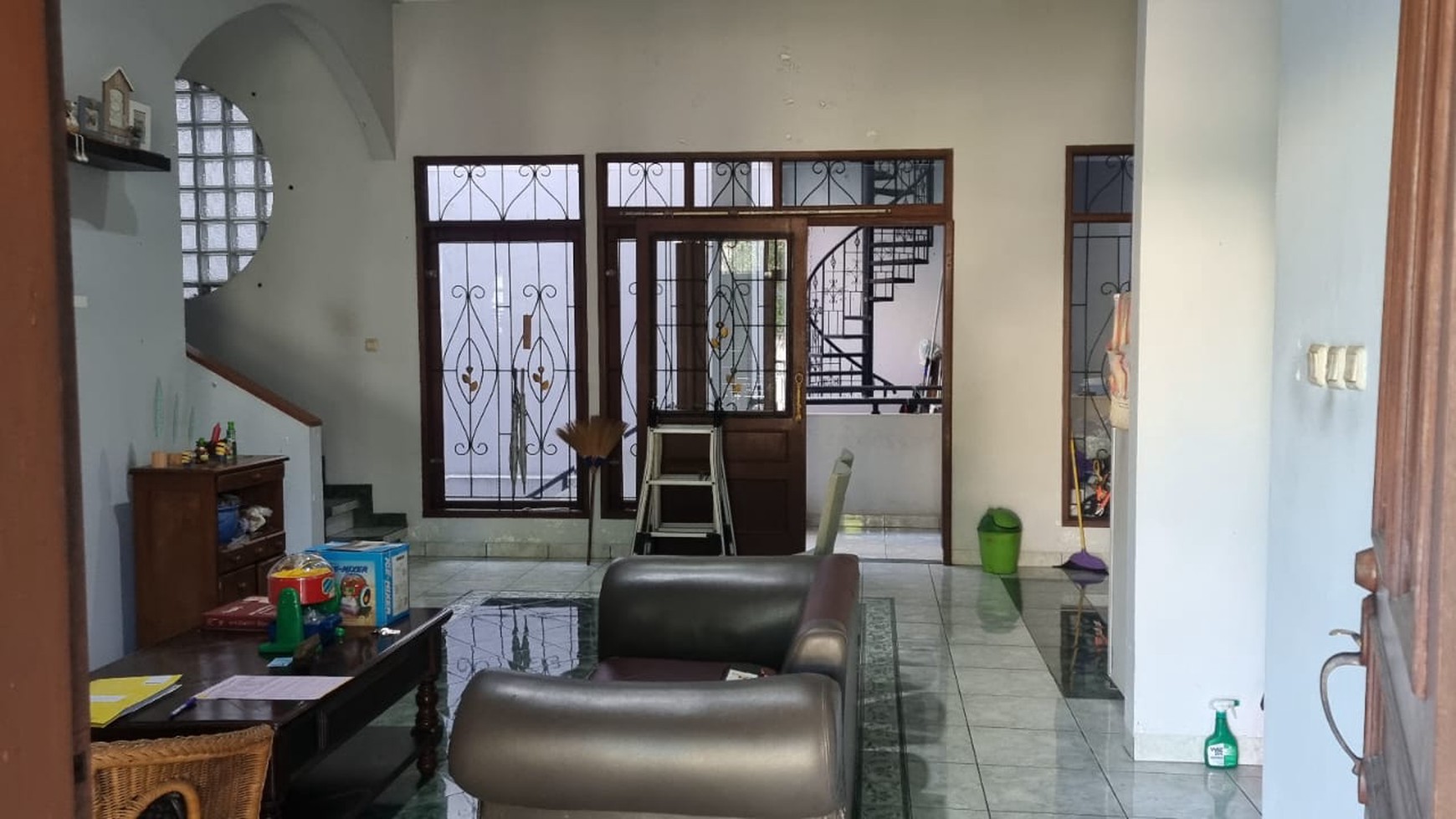Rumah Bagus Siap Huni di Komplek Setraduta Bandung