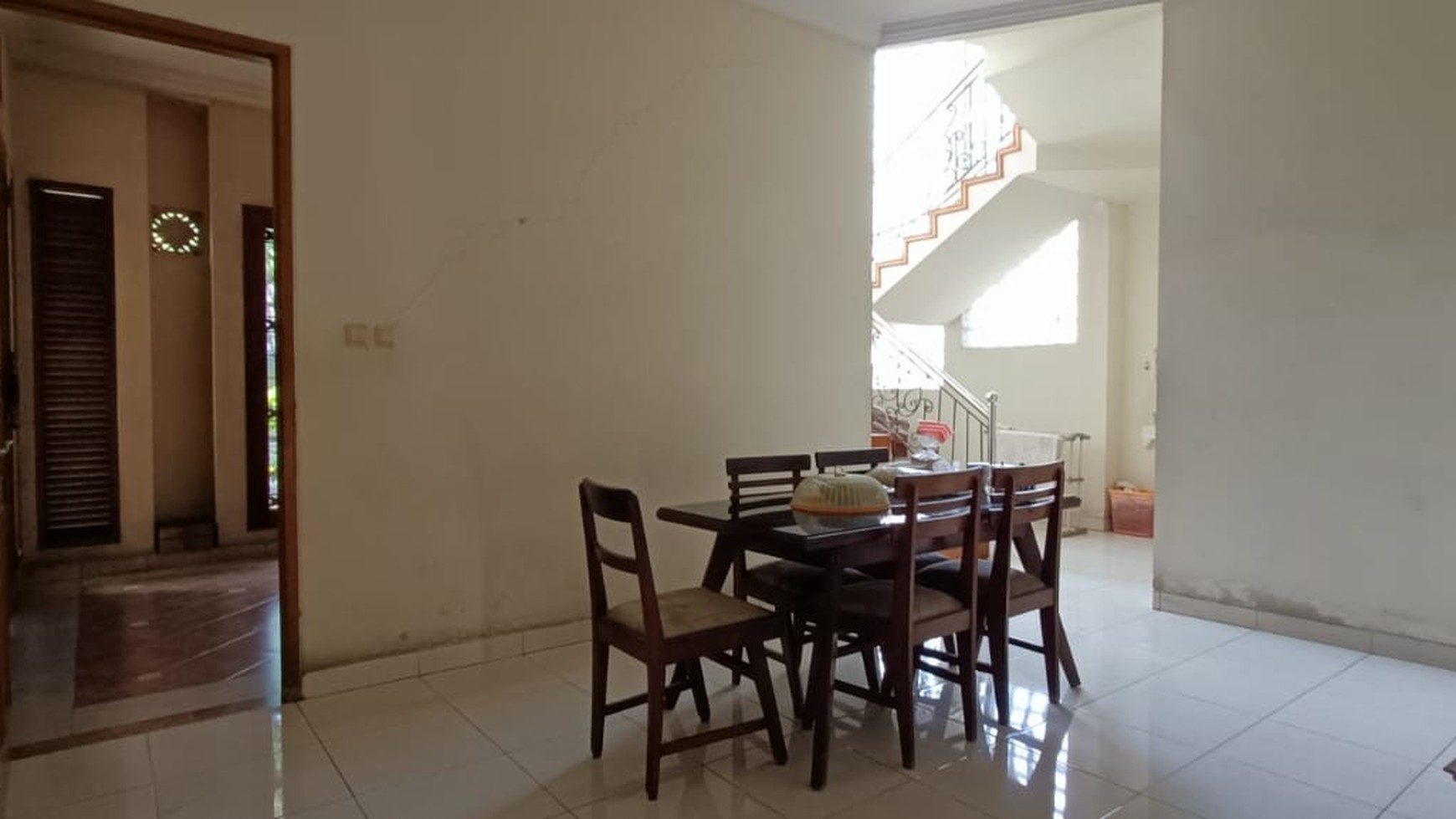 Rumah Menawan 2 Lantai di Sayap Cipaganti Pasirkaliki Kec Cicendo Bandung