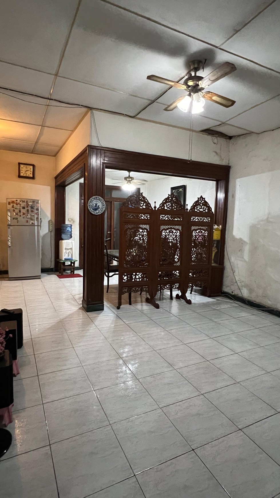 Dijual rumah lama di lokasi strategis jakarta pusat