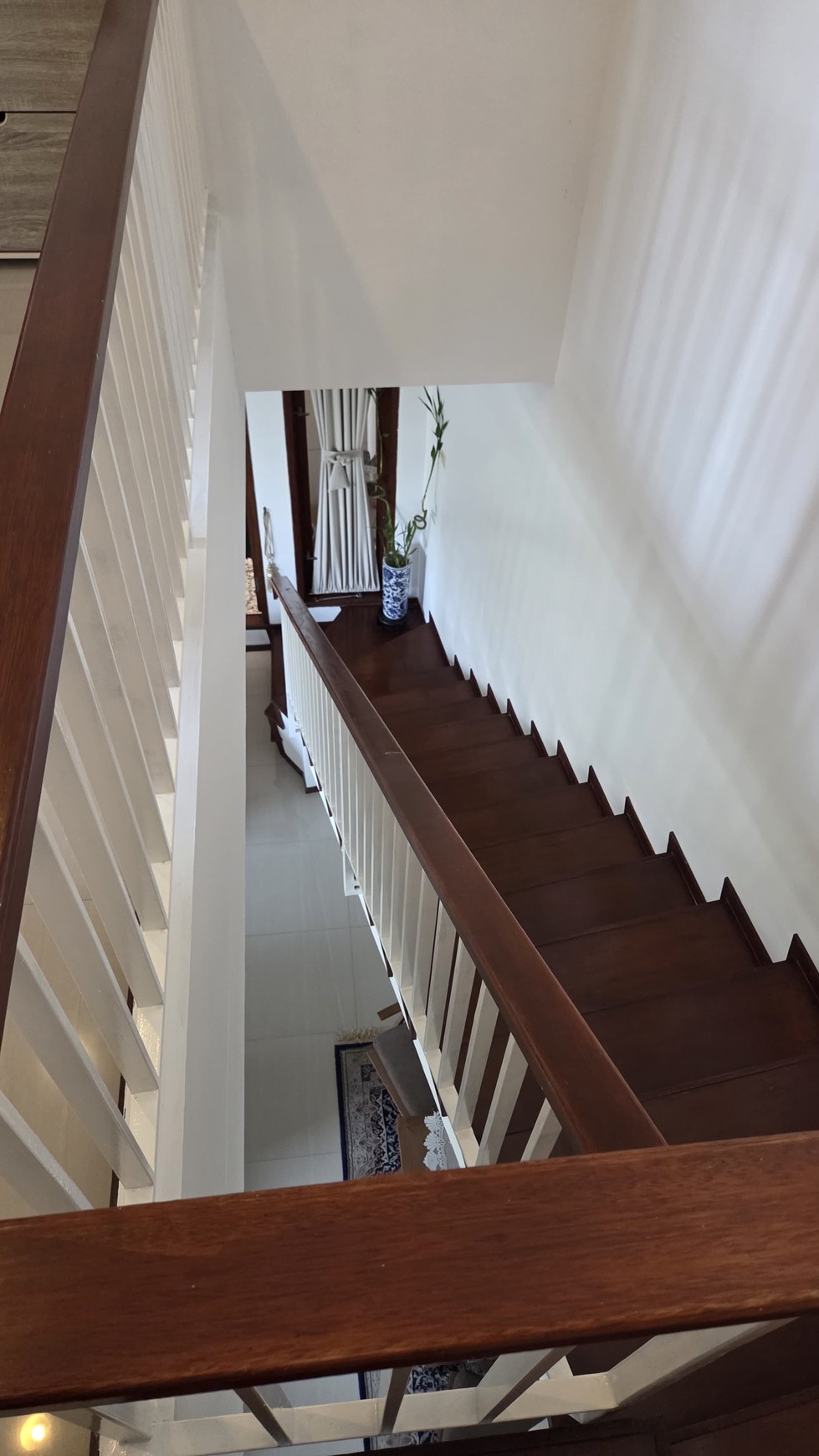 Rumah cantik siap huni di Bintaro Jaya