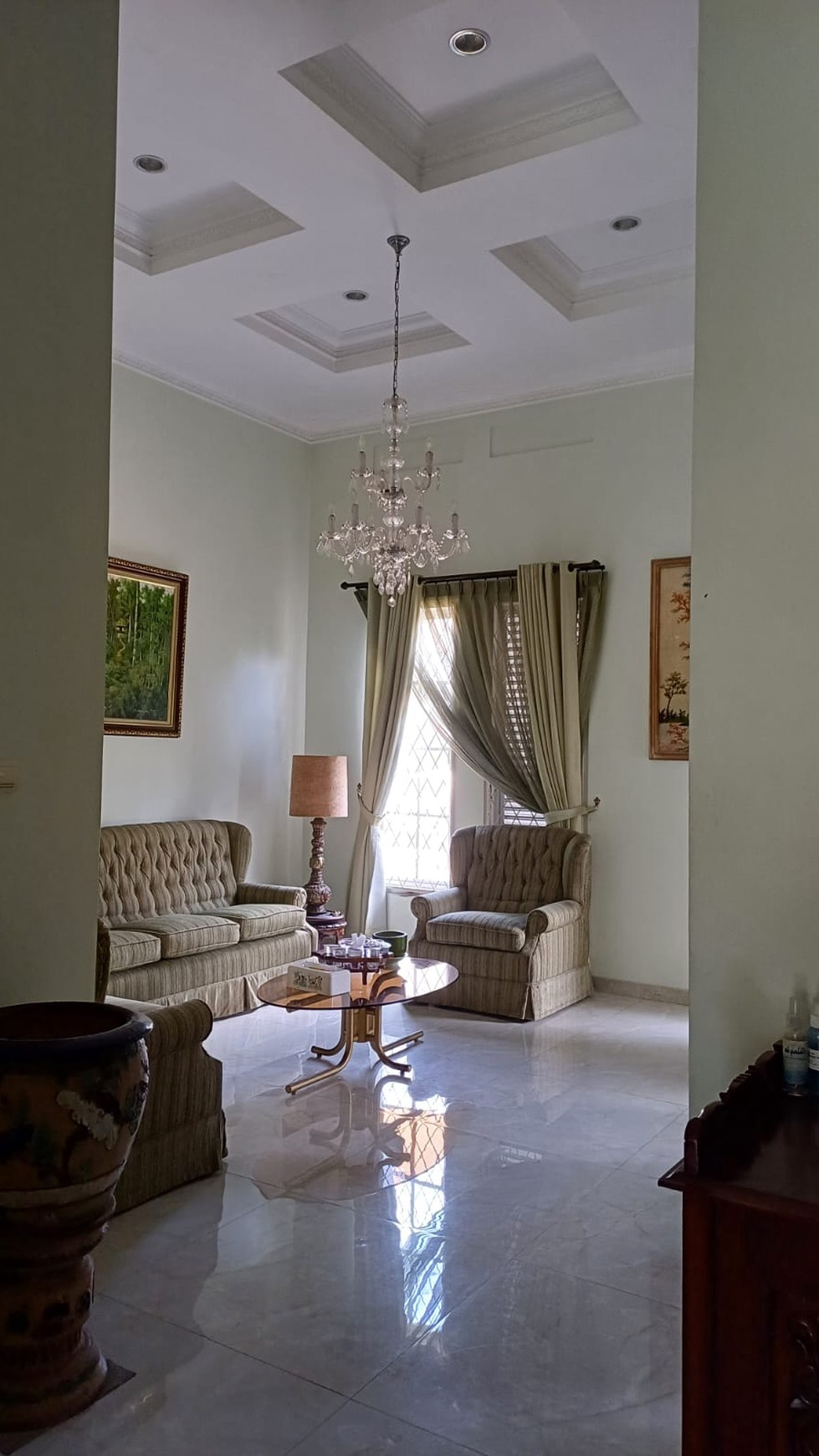 Rumah asri di CIpayung Jakarta Timur