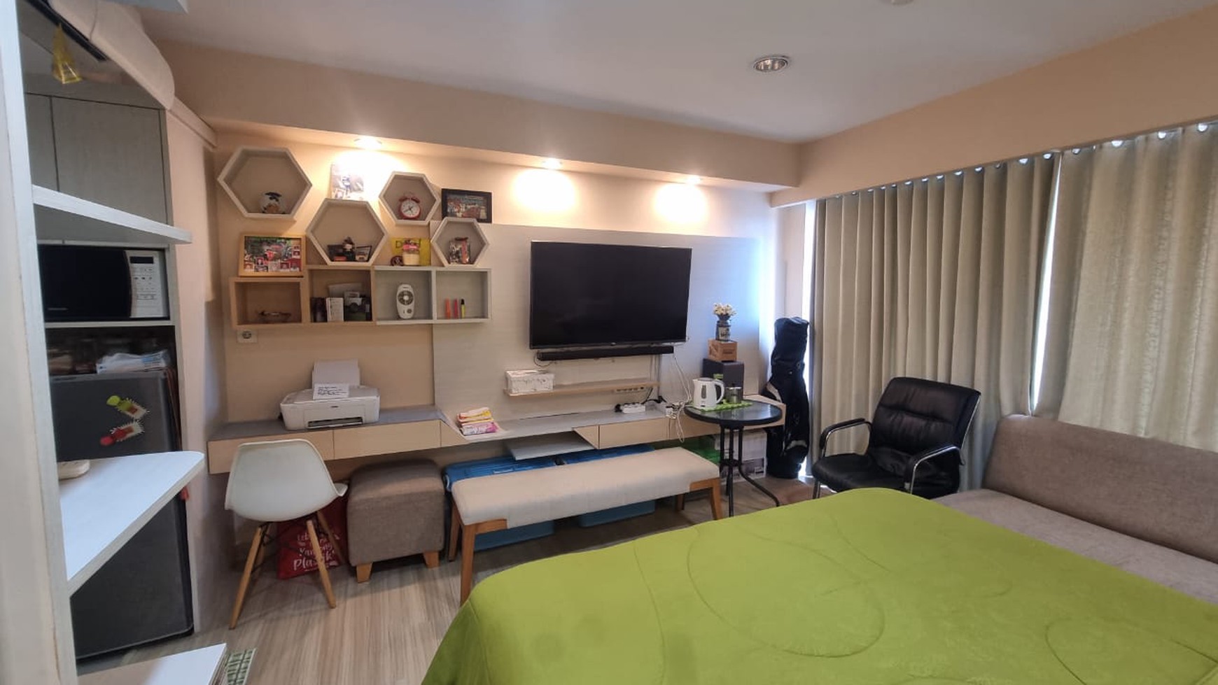 Dijual Apartemen The Hive type Grand Studio Full Furnish dekat dengan LRT Cawang 