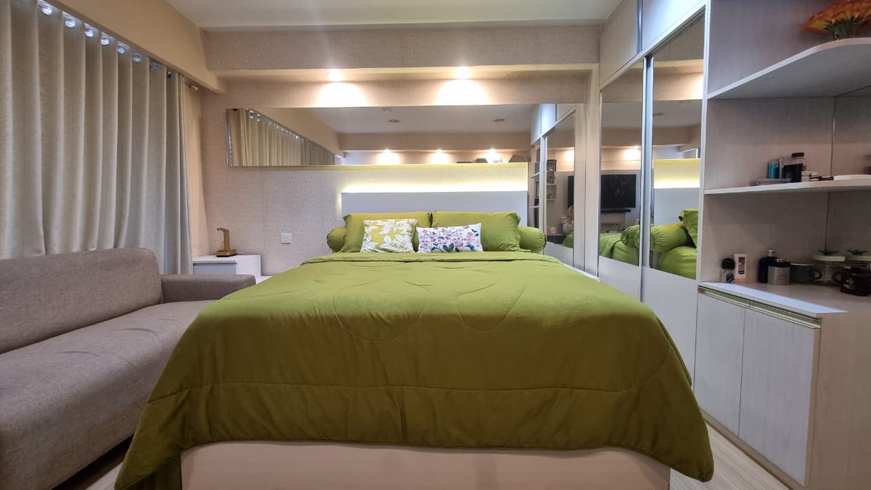 Dijual Apartemen The Hive type Grand Studio Full Furnish dekat dengan LRT Cawang 