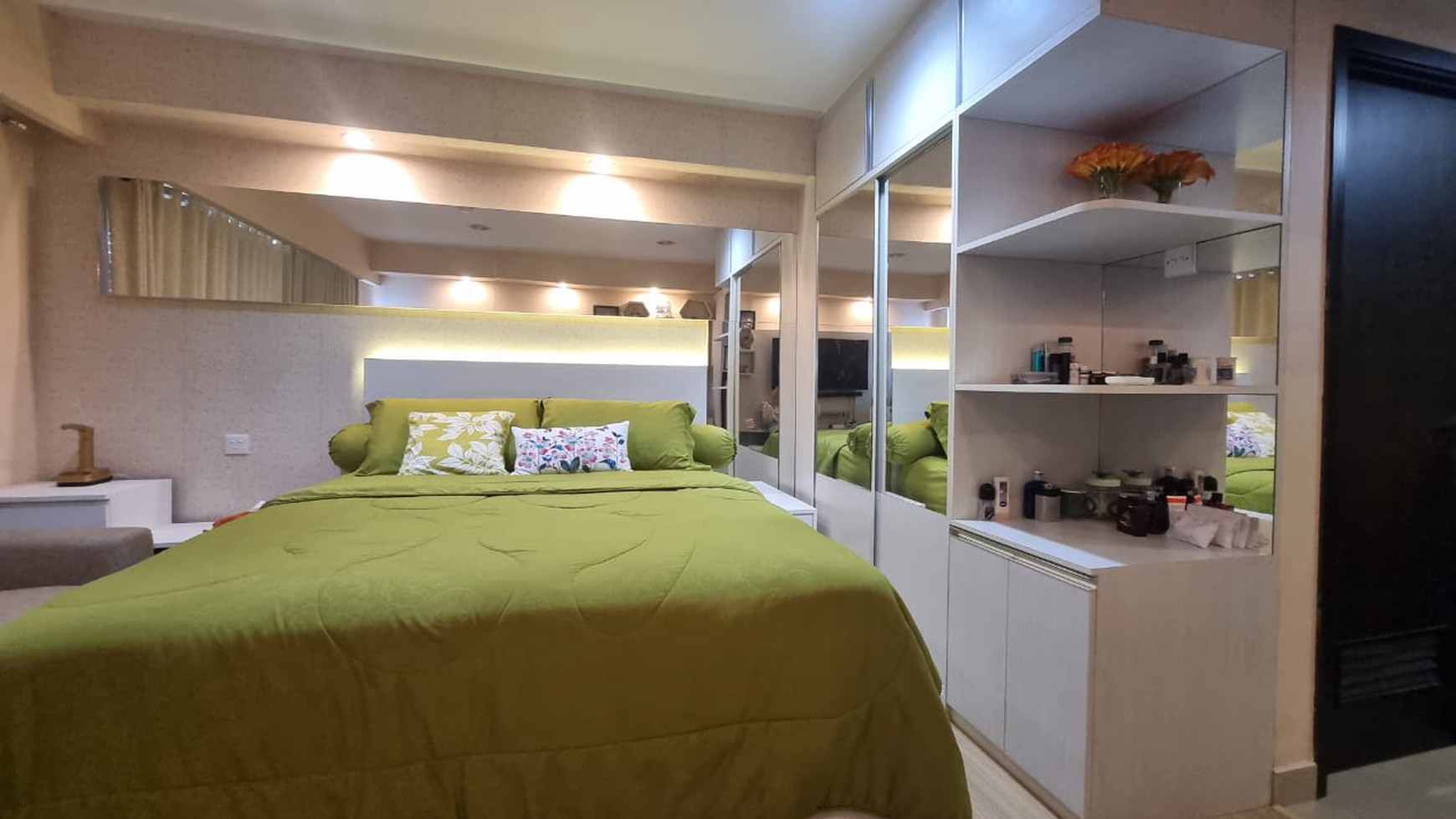 Dijual Apartemen The Hive type Grand Studio Full Furnish dekat dengan LRT Cawang 