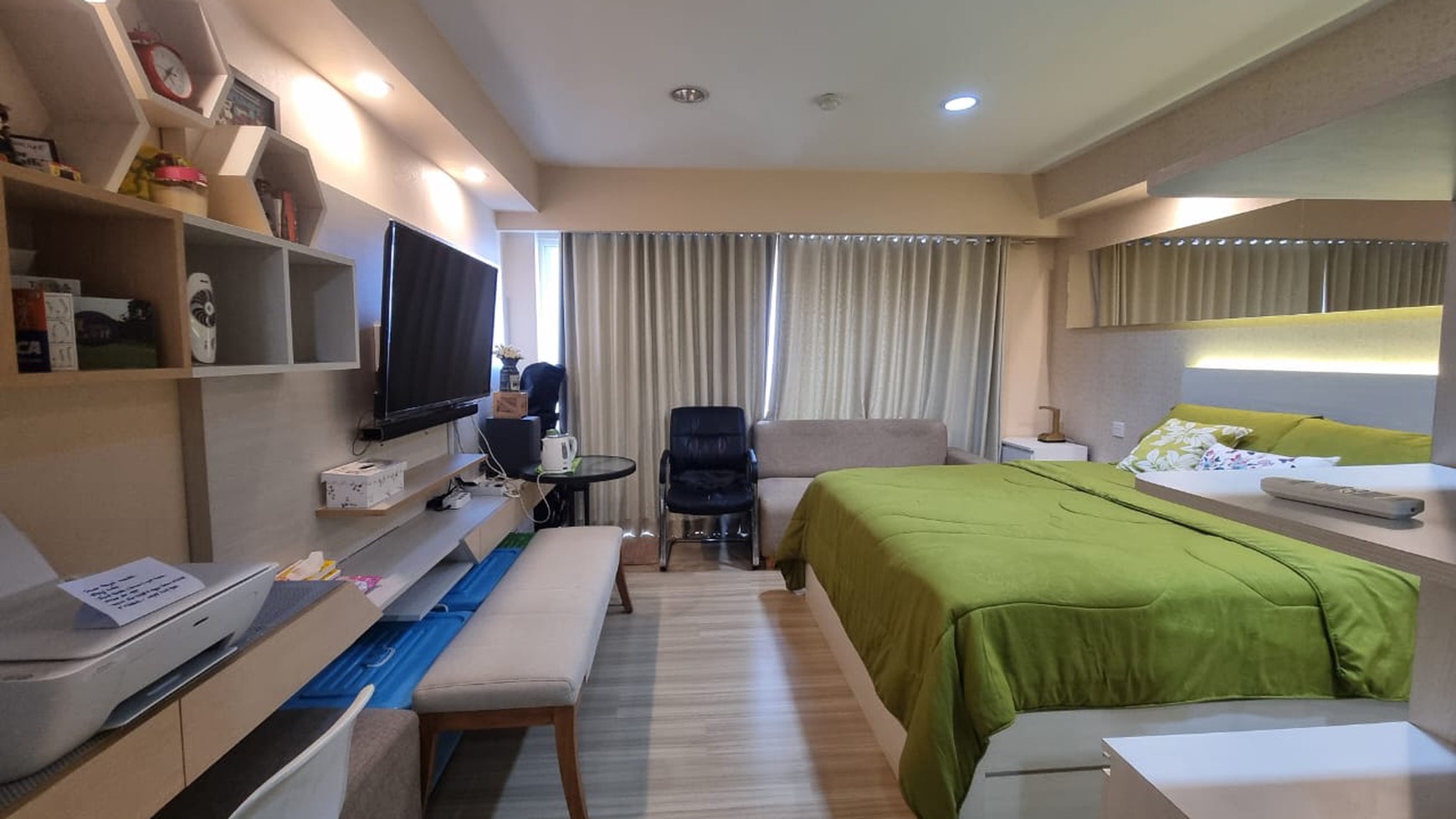 Dijual Apartemen The Hive type Grand Studio Full Furnish dekat dengan LRT Cawang 