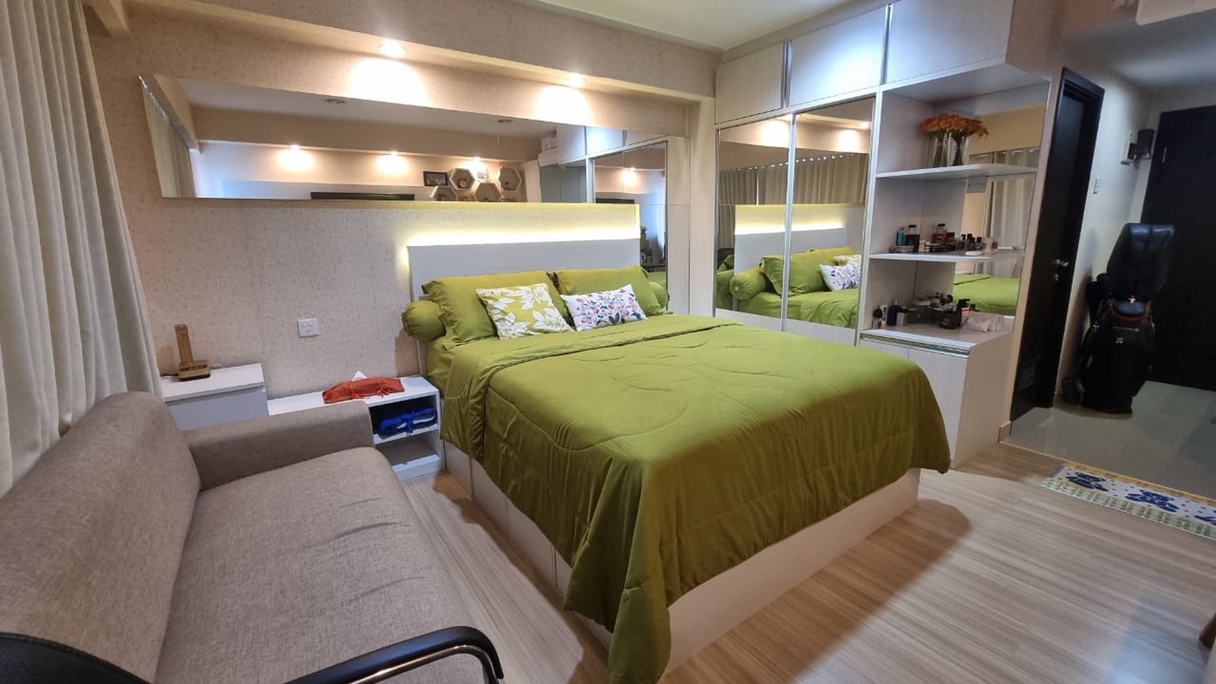 Dijual Apartemen The Hive type Grand Studio Full Furnish dekat dengan LRT Cawang 