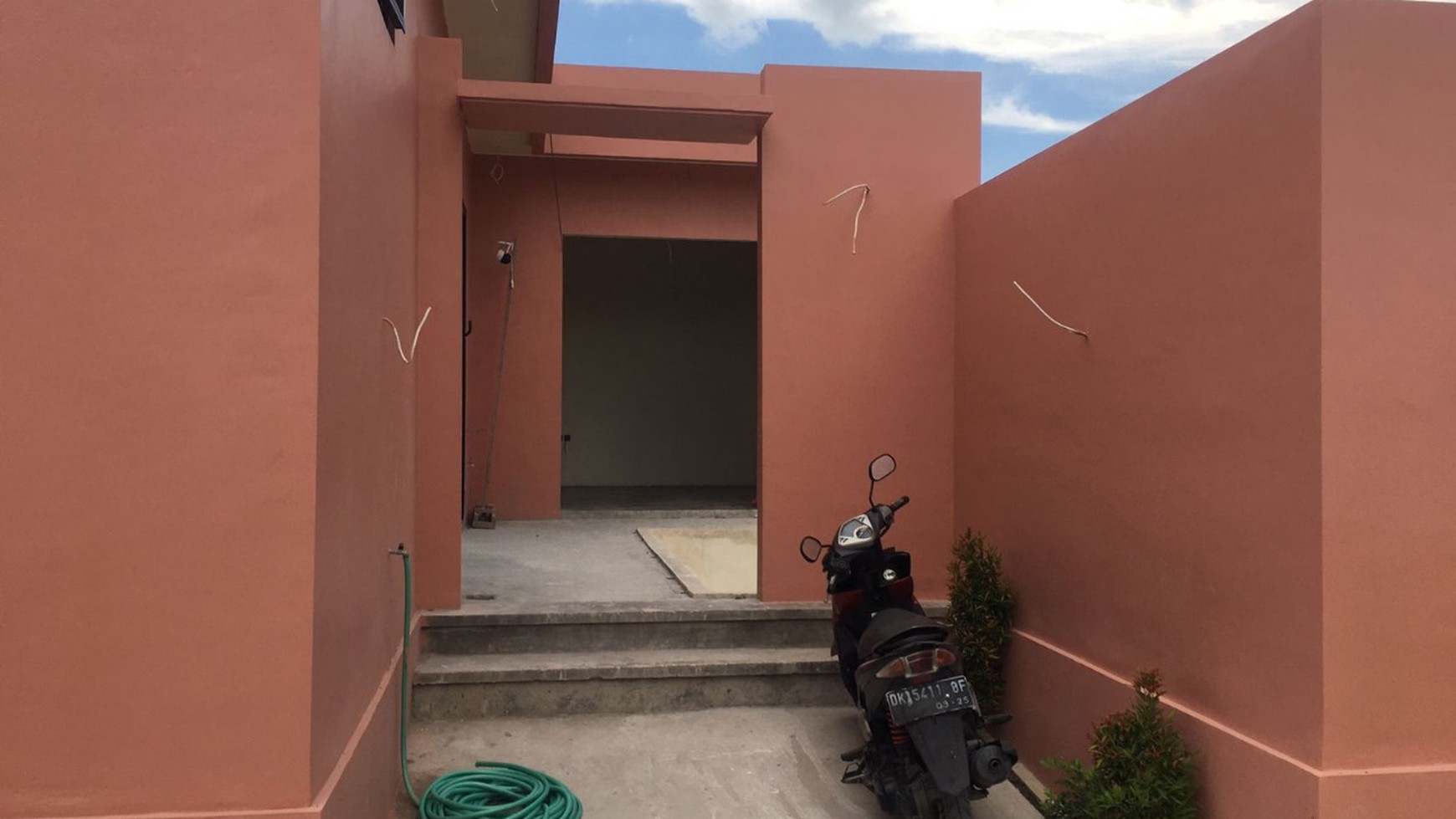 Rumah Hitung Tanah Area Cipete