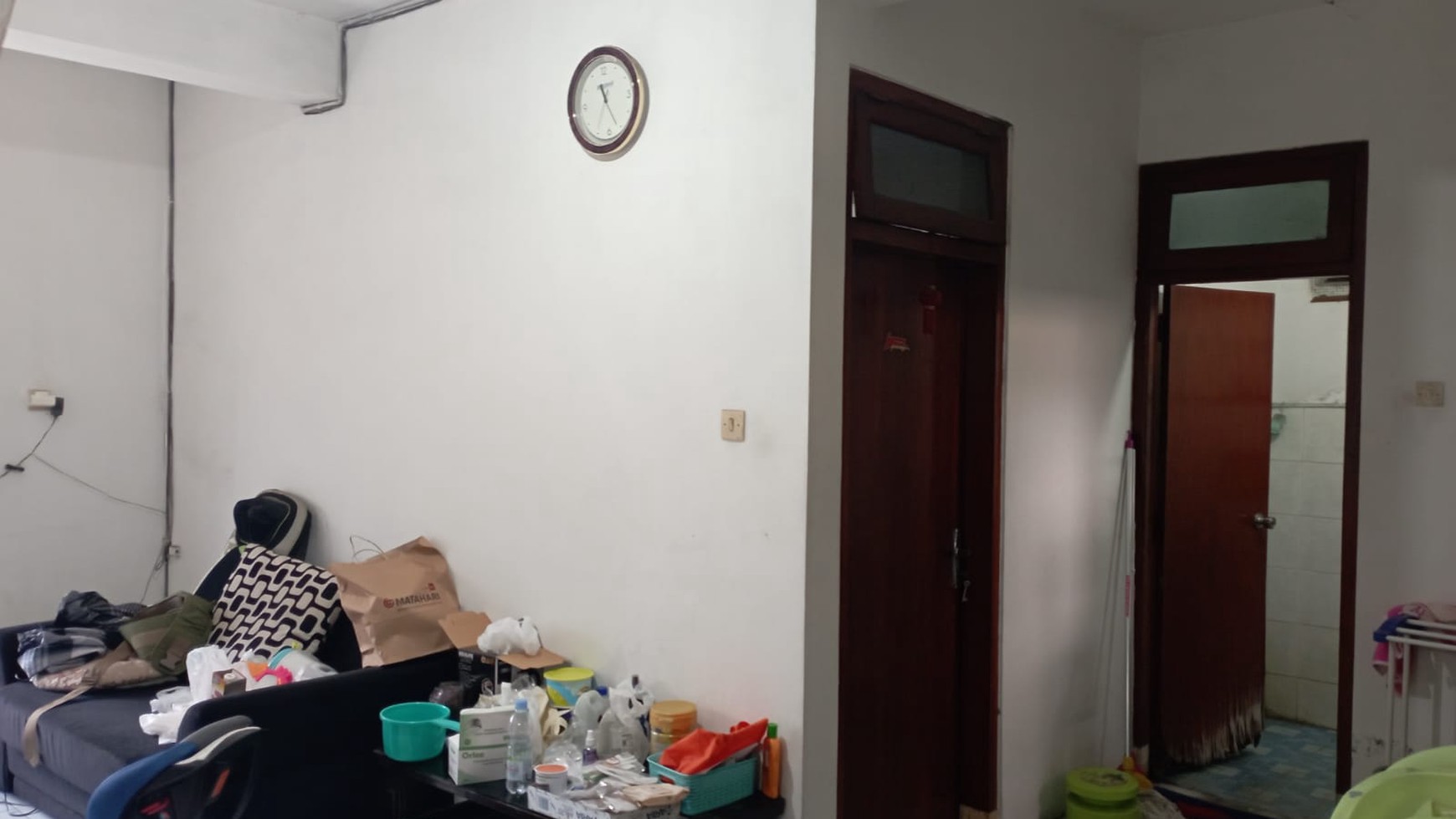 Ruko 3 Lantai Cocok Untuk Toko Di Jl Mangkuyudan Yogyakarta