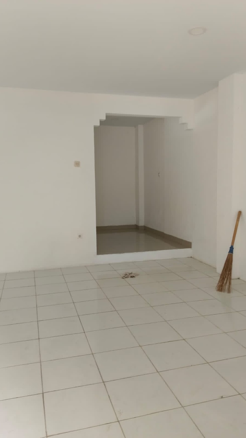 Rumah Siap Huni, Hunian Nyaman dan Asri @Maleo Bintaro