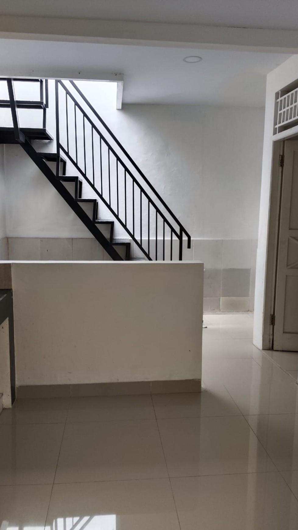 Rumah Siap Huni, Hunian Nyaman dan Asri @Maleo Bintaro