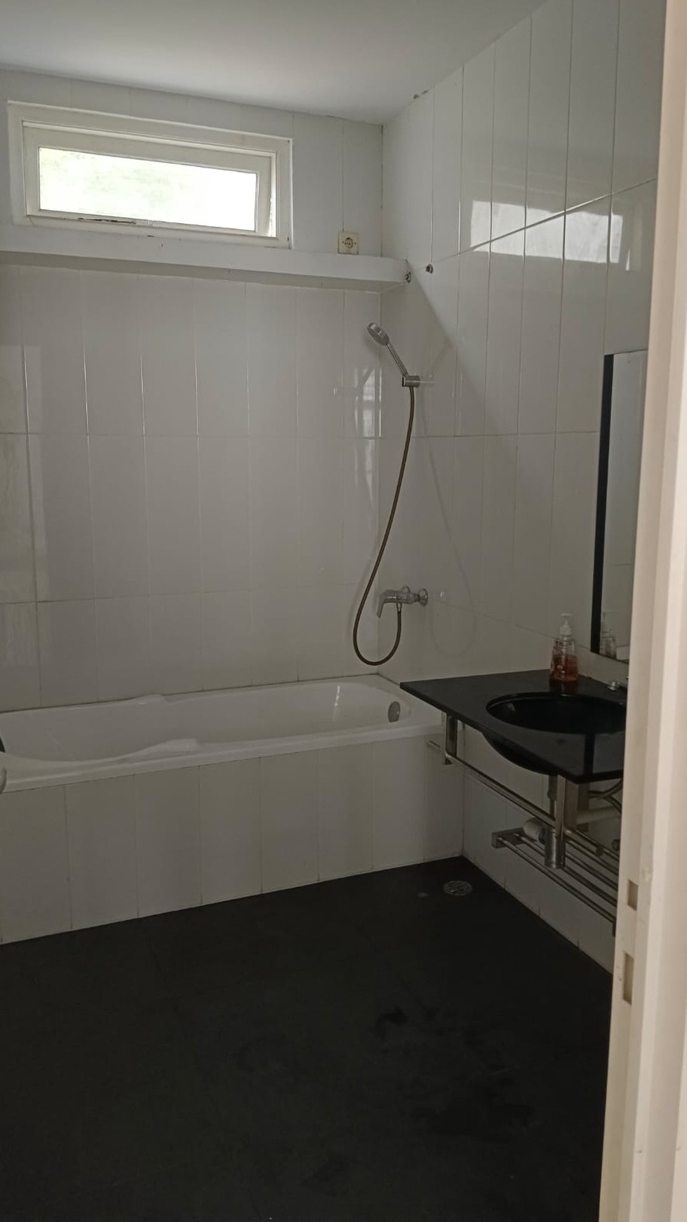 Rumah Siap Huni, Hunian Nyaman dan Asri @Maleo Bintaro