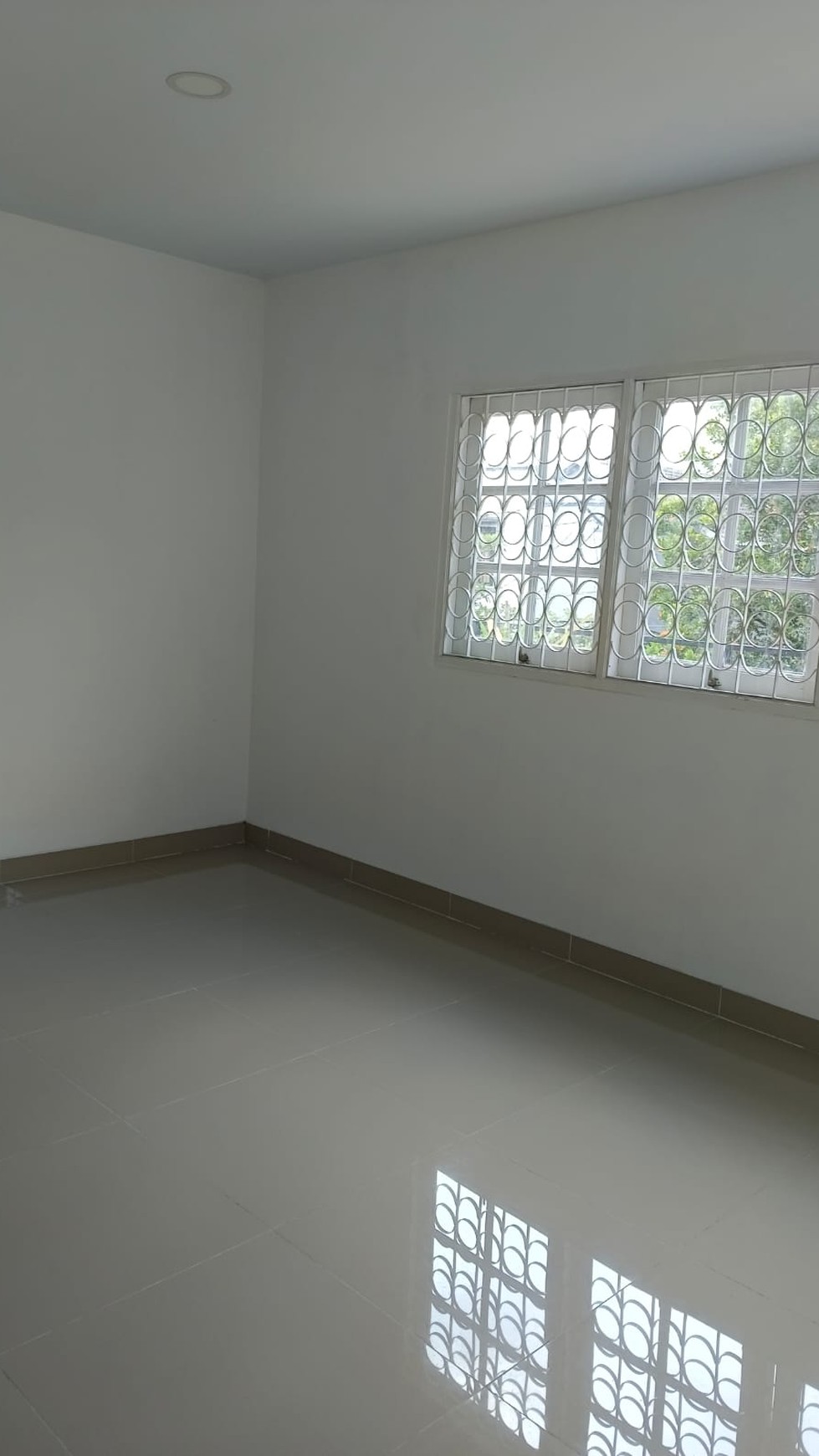 Rumah Siap Huni, Hunian Nyaman dan Asri @Maleo Bintaro