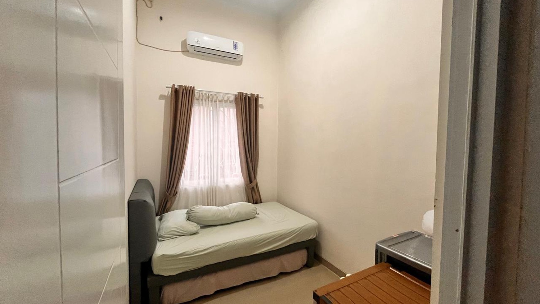 Disewakan Rumah Minimali dengan Desain Modern Siap Huni dan Hunian Nyaman @Bintaro