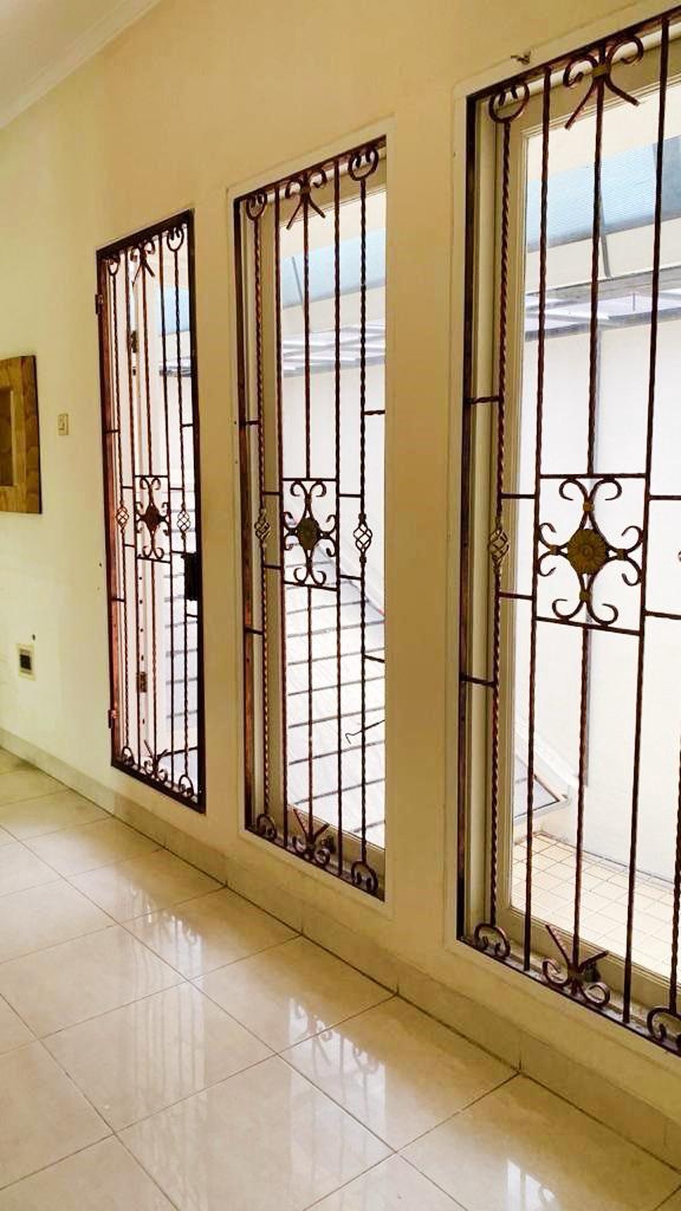 Turun Harga Rumah Minimalis 2 Lantai Puri Townhouse di Puri Bintaro Sektor 9 Tangerang Selatan