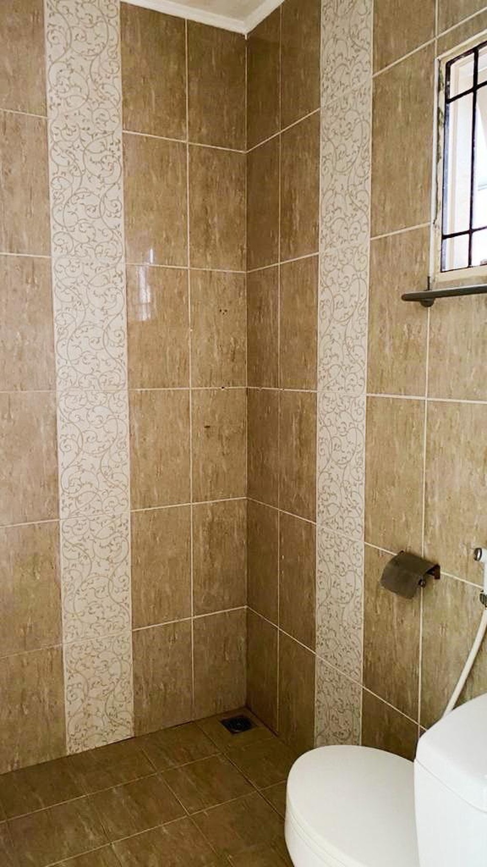 Turun Harga Rumah Minimalis 2 Lantai Puri Townhouse di Puri Bintaro Sektor 9 Tangerang Selatan