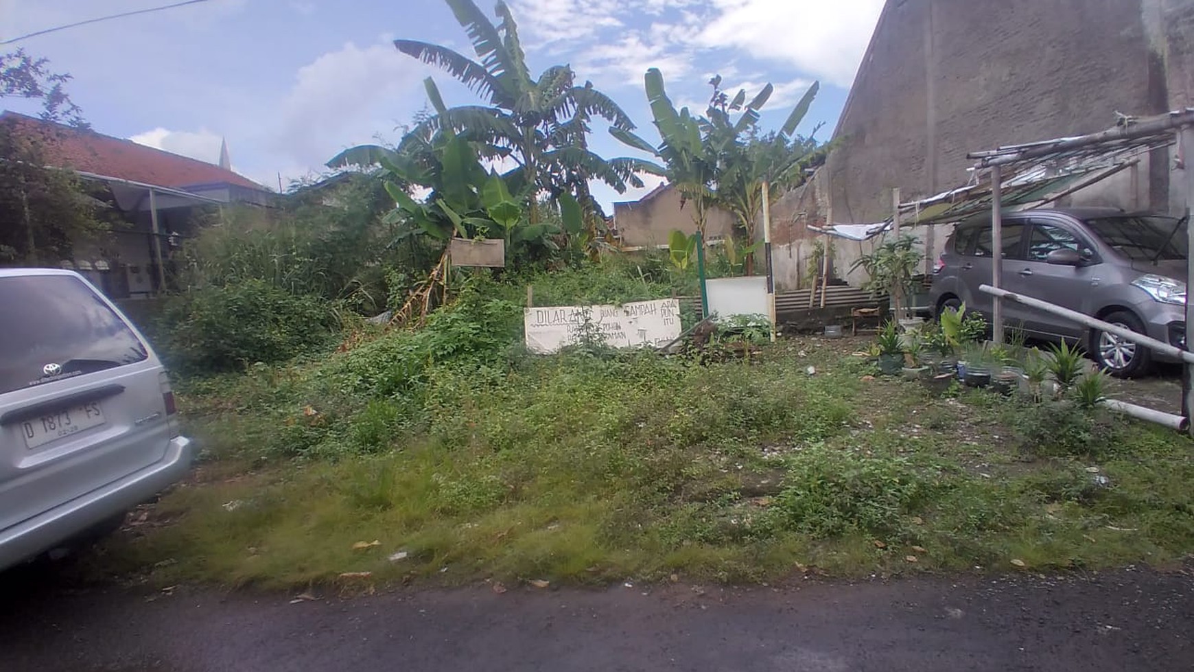 Tanah di Cipadung Kidul, Panyileukan