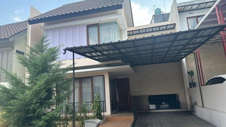Rumah Bagus 2 Lantai di Gegerkalong Bandung
