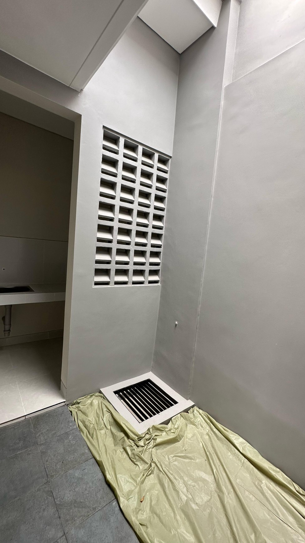 Dijual Rumah Baru dekat menuju ke Country Club  dan Sekolah Paramount Petals