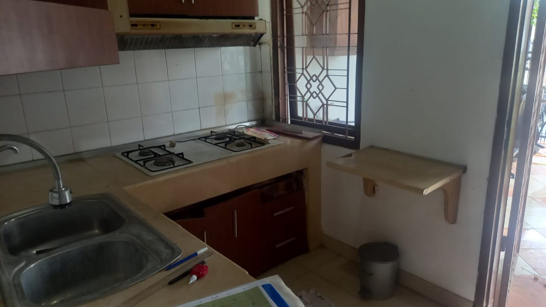 Dijual Rumah Lokasi Strategis dekat dengan STAN Bintaro Sektor 5