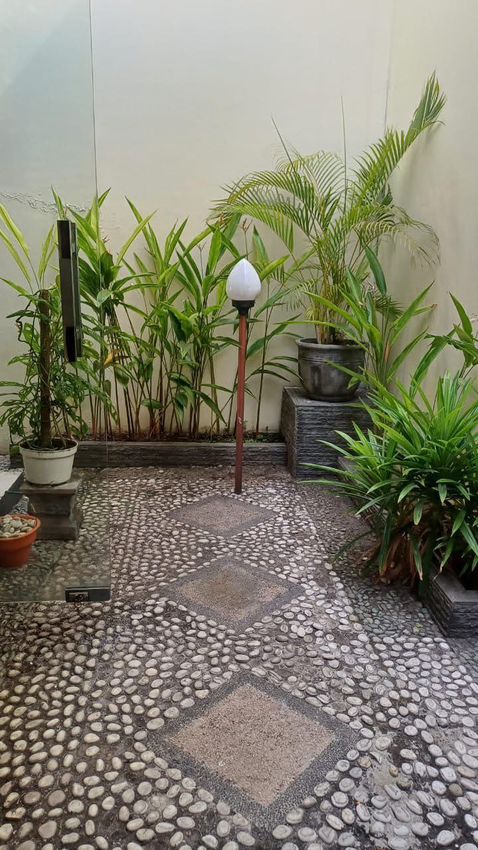 Rumah Cluster Buckingham Royal Residence, Surabaya