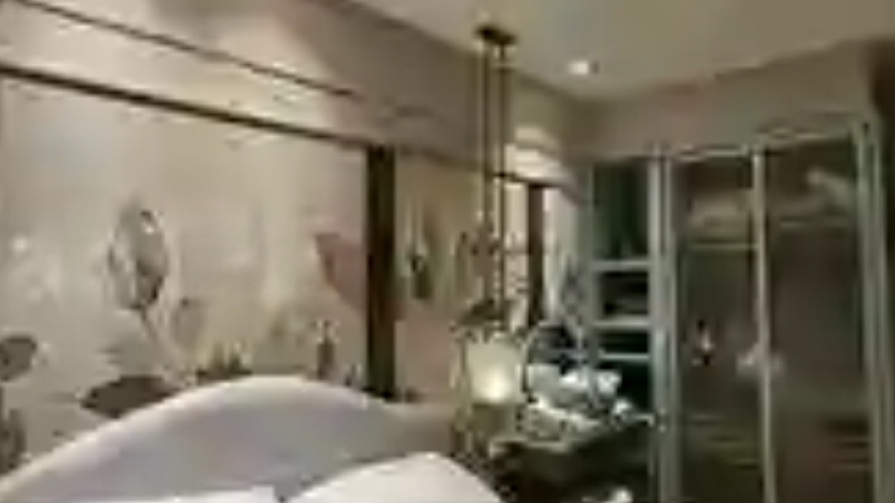 Dijual Aparatemen One Icon Tunjungan Plaza 6 Tipe 1 Bedroom Full Furnished Mewah Siap Huni