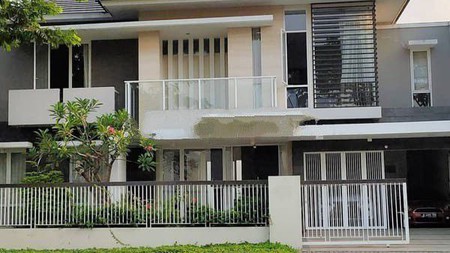 Rumah Semi Furnished Royal Residence, Surabaya