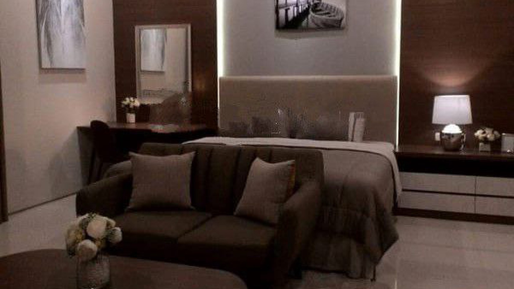 Rumah Semi Furnished Royal Residence, Surabaya