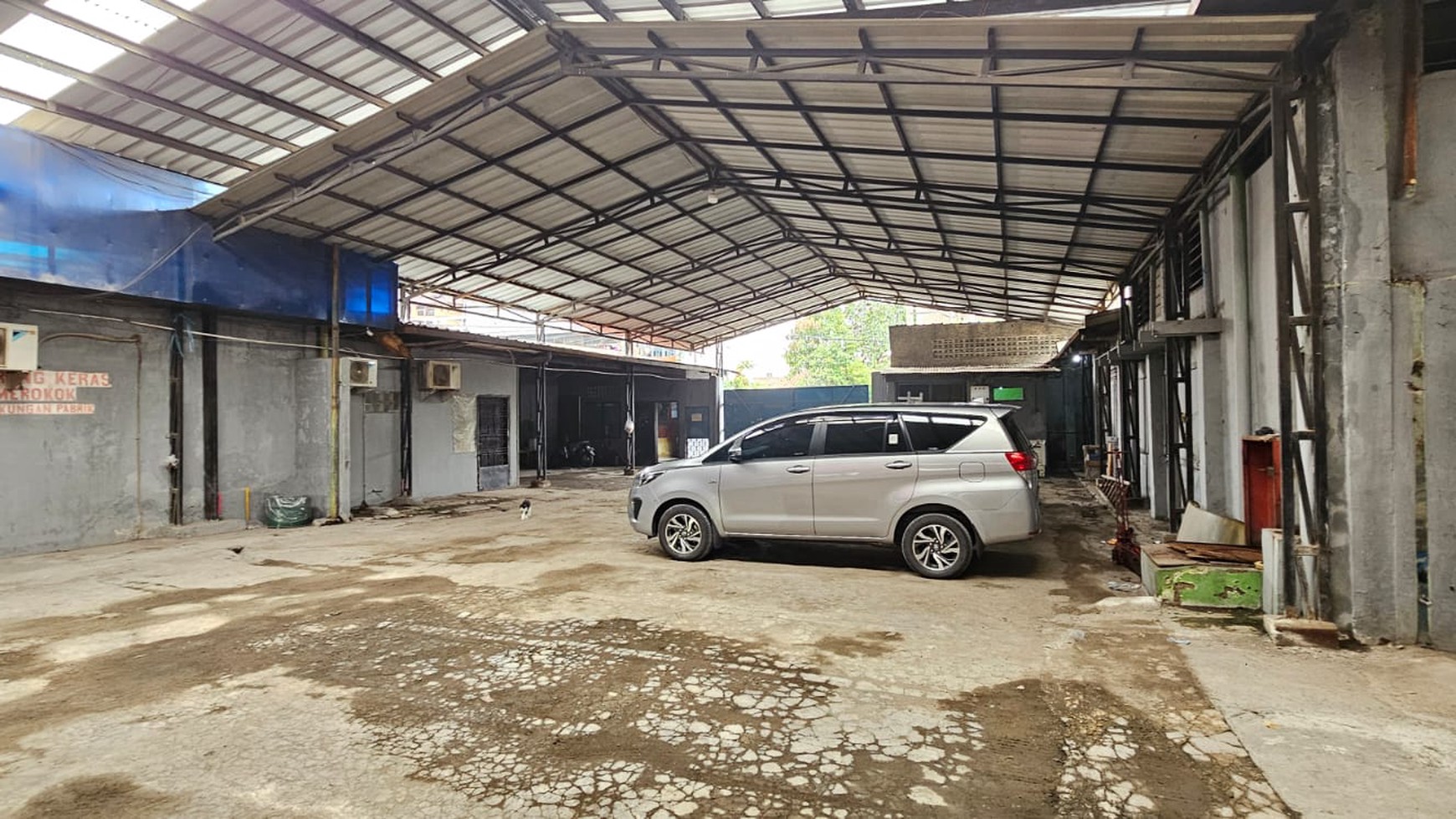 Pabrik Strategis di Lokasi Area Kopo, Bandung