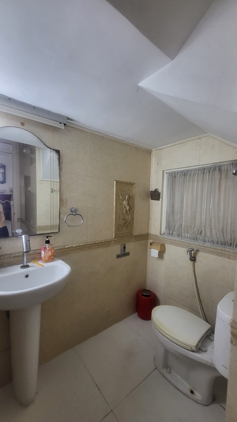 Rumah Di Giri Loka BSD City