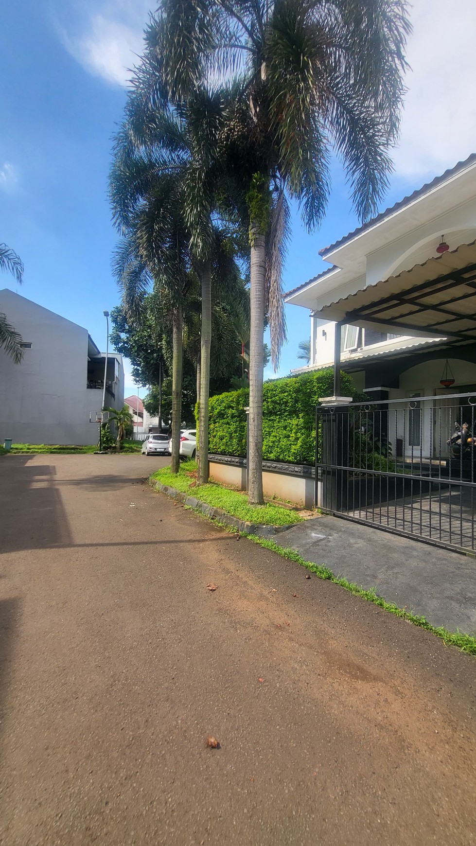 Rumah Di Giri Loka BSD City