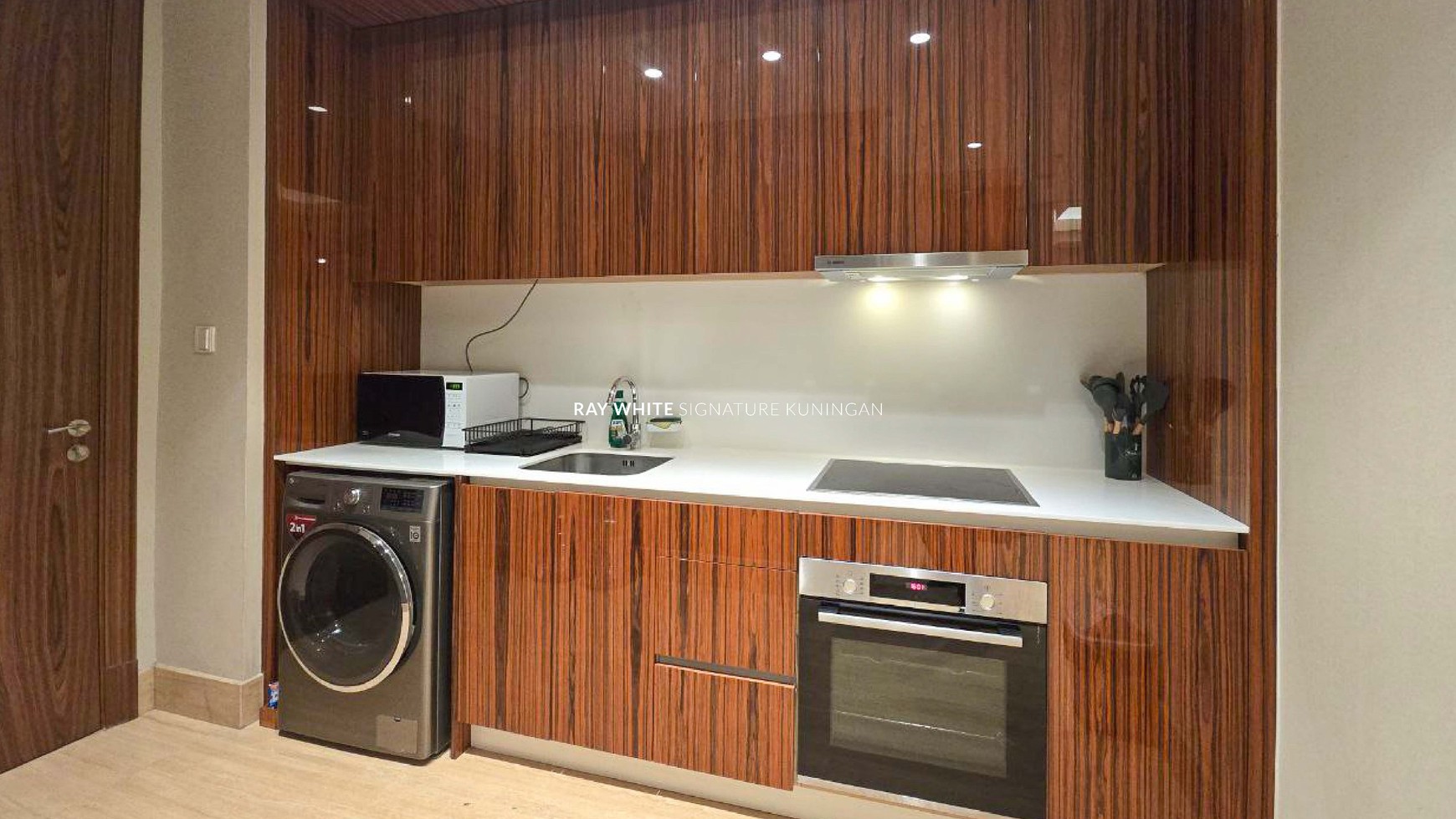 Jual Apartemen South Hills Kuningan Low Floor