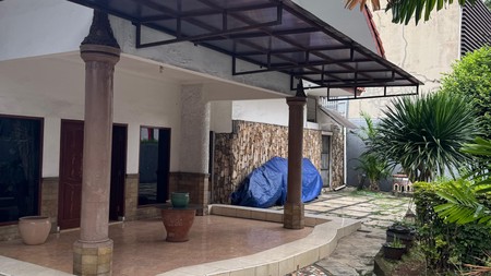 DIJUAL RUMAH JALAN MAMPANG PRAPATAN JAKARTA SELATAN